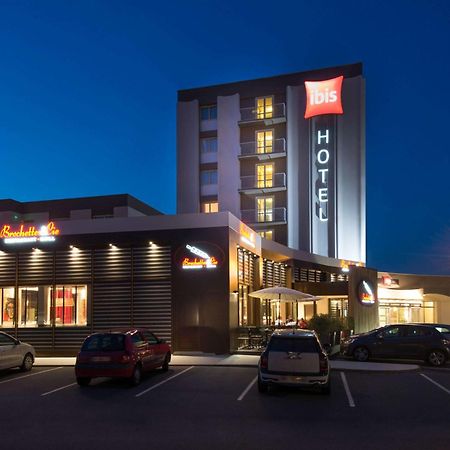 Ibis Cholet Hotel Exterior foto