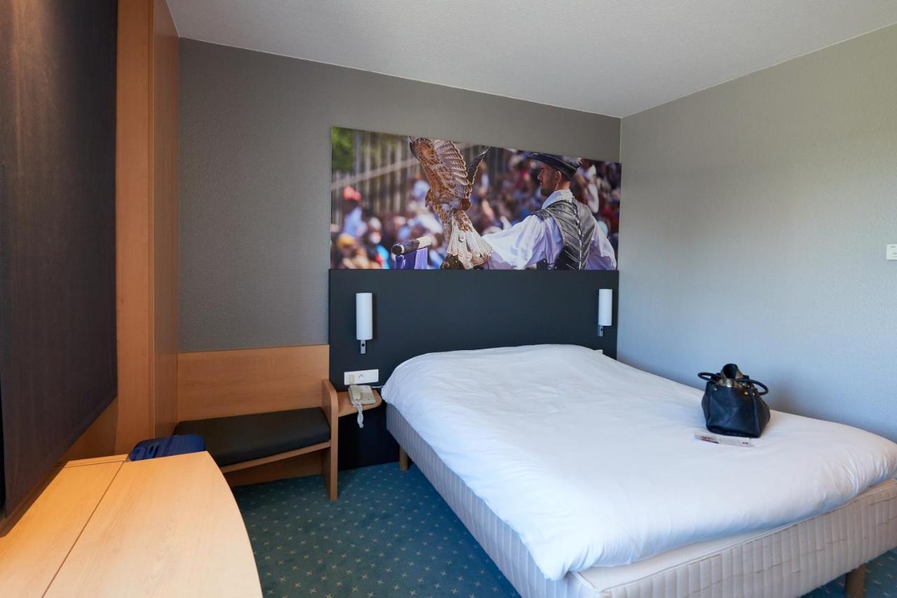 Ibis Cholet Hotel Exterior foto