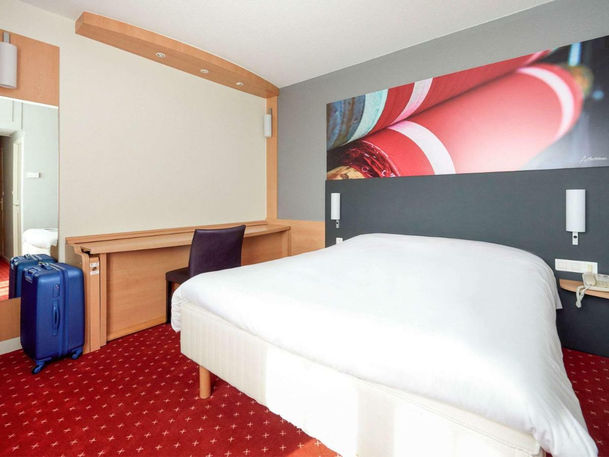 Ibis Cholet Hotel Exterior foto